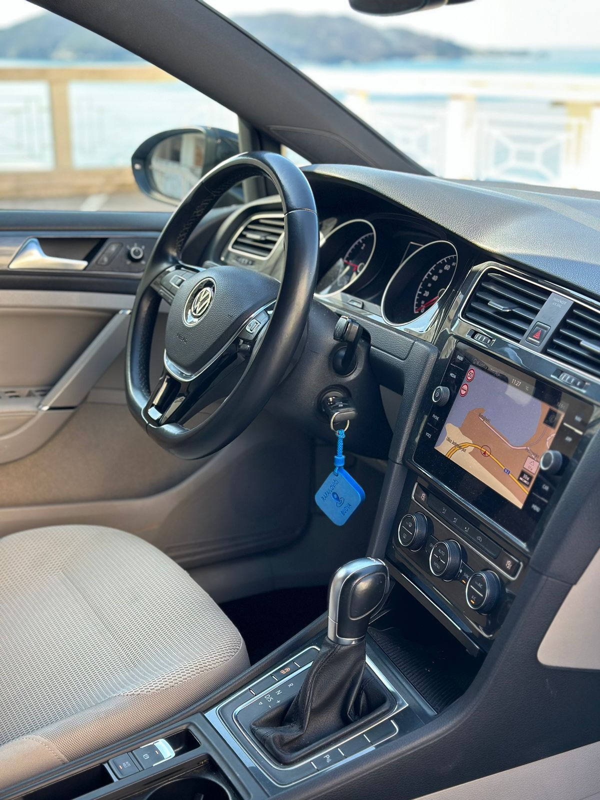 Volkswagen Golf - Image 7