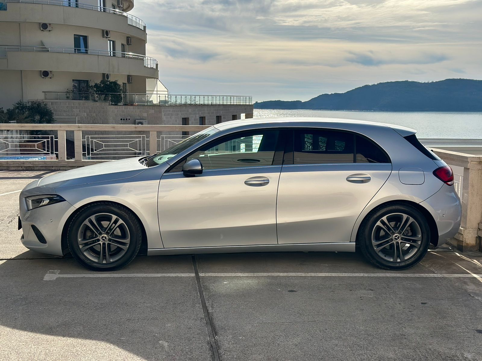 Mercedes A 180d - Image 5