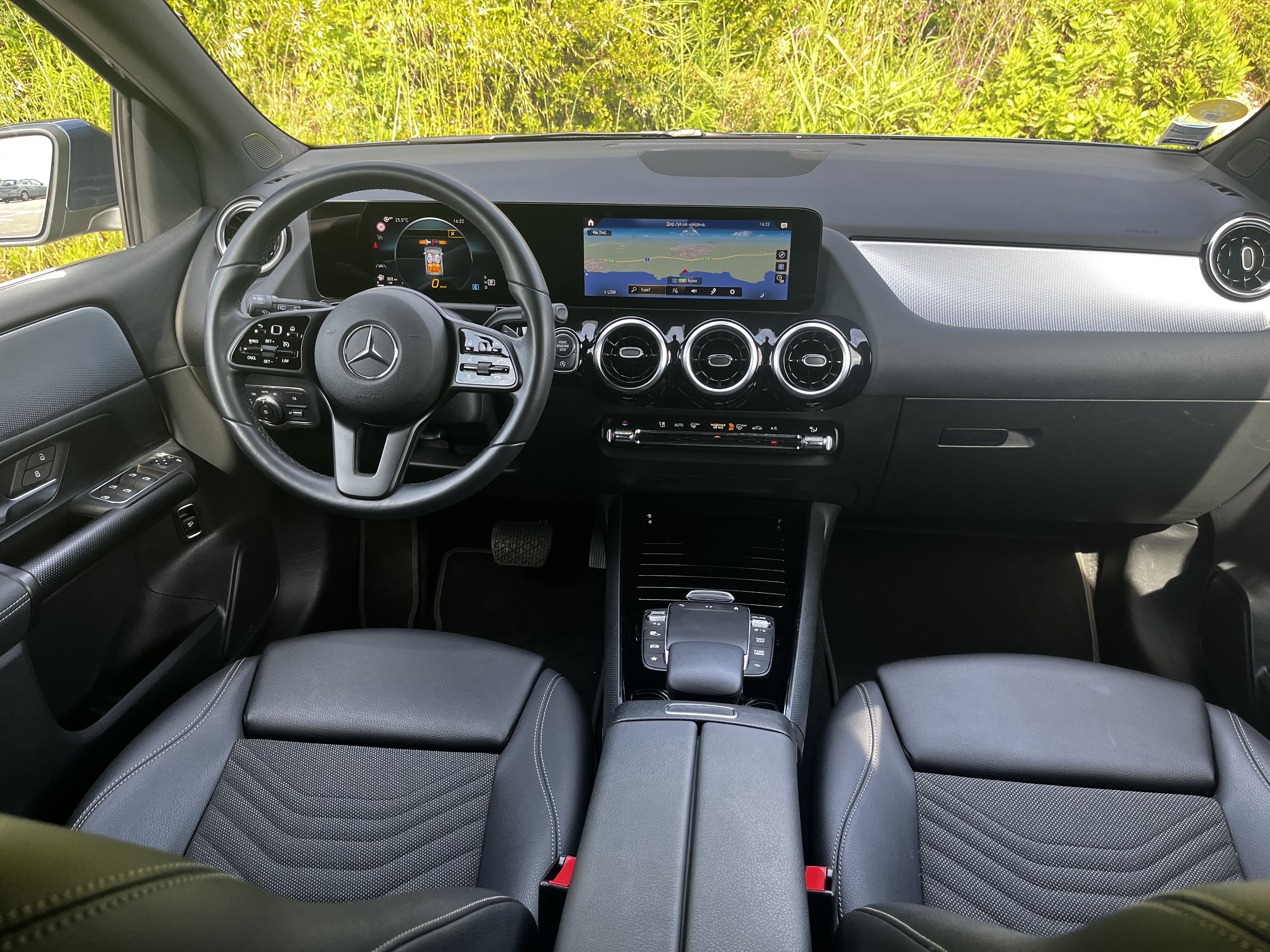 Mercedes B 180d - Image 2