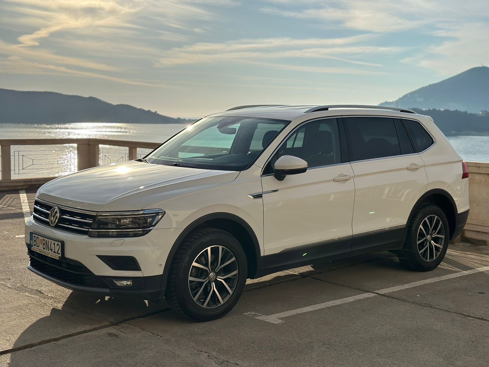 Volkswagen Tiguan - Image 9