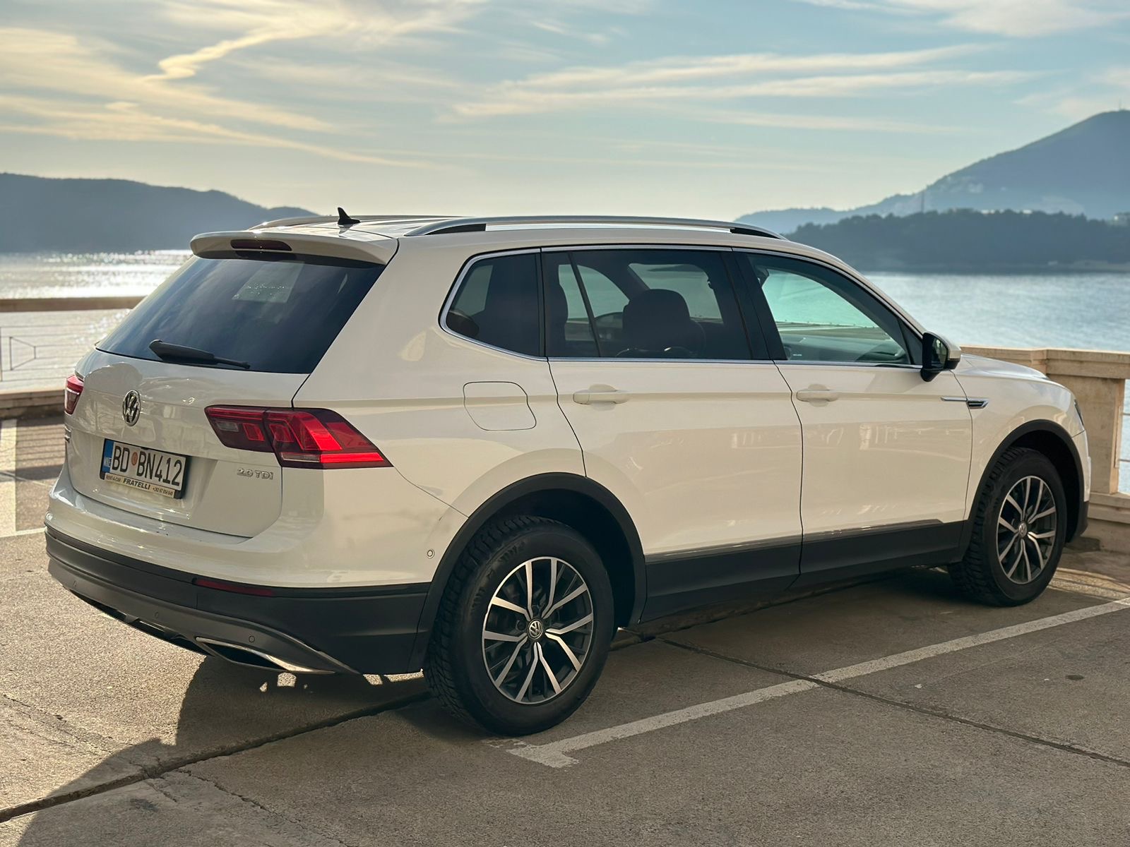 Volkswagen Tiguan - Image 5