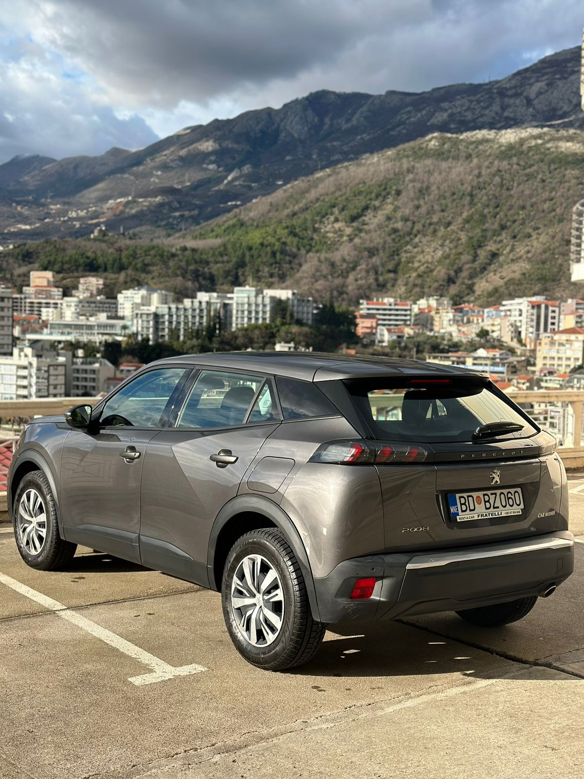 Peugeot 2008 - Image 5