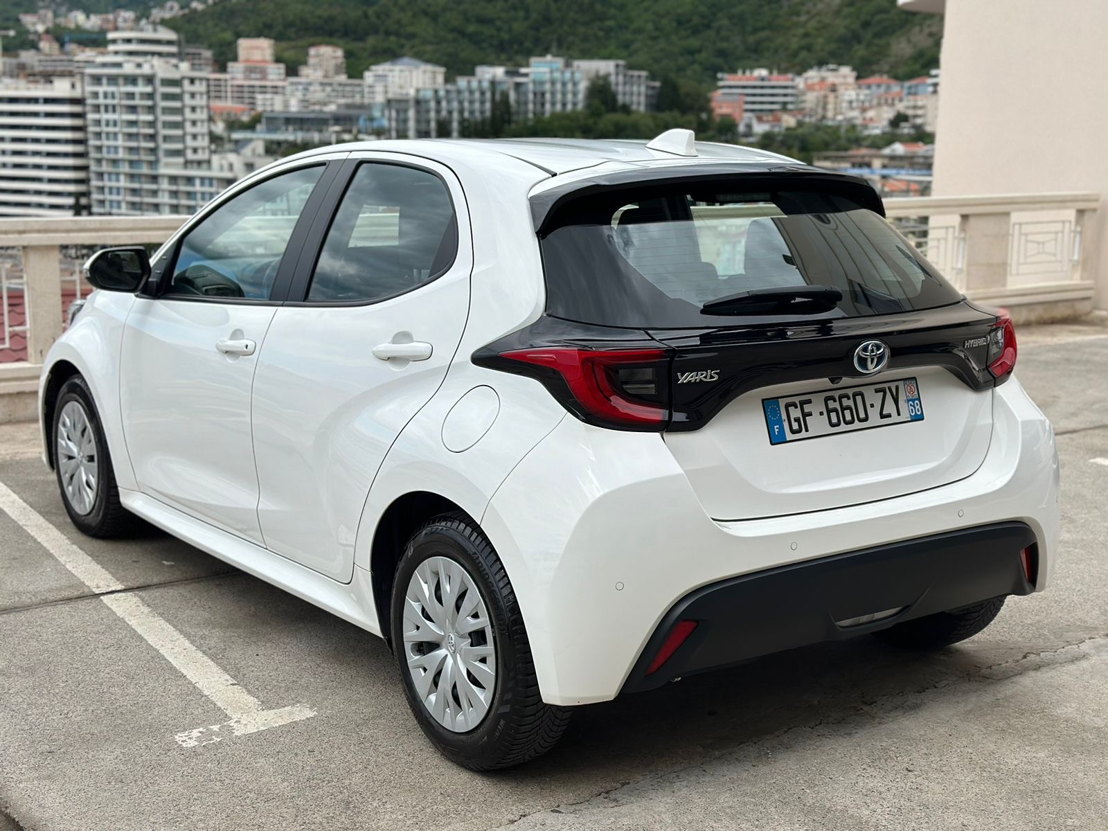 Toyota Yaris - Image 4